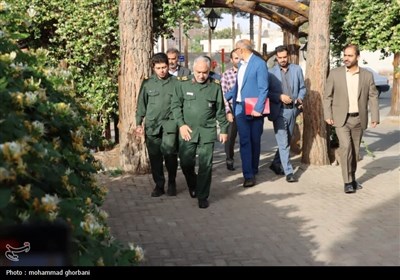 دورهمی فرمانده سپاه خراسان جنوبی با کارگران بیرجند