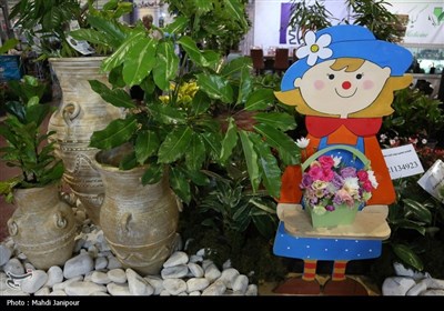 یازدهمین نمایشگاه گل و گیاه, سوغات و صنایع دستی اقوام در اصفهان